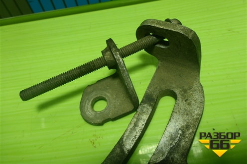 Кронштейн генератора (1.2л K12B) для Suzuki Splash с 2008г (Сплеш)