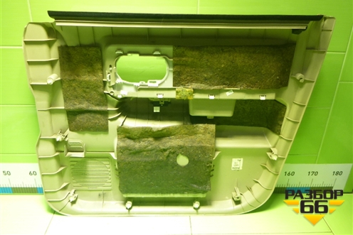 Обшивка двери передней левой под электрику (809013U000) для Nissan Cube с 2002-2008г