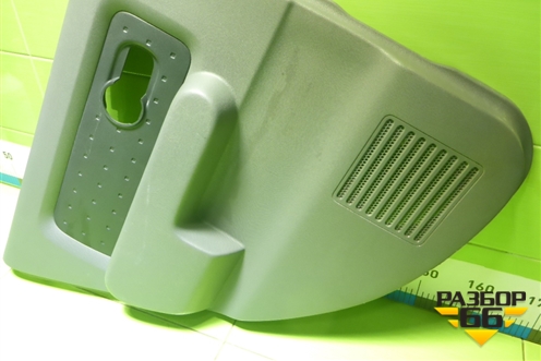 Обшивка двери задней левой под электрику (829013U000) для Nissan Cube с 2002-2008г