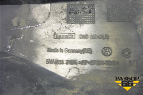 Накладка переднего бампера правая (5NA853212A) для Volkswagen Tiguan с 2016г (Тигуан)