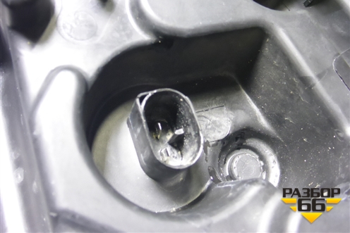 Бачок омывателя лобового стекла (749982804) для BMW X3 G01 с 2017г (Х3 Г01)