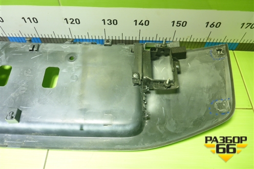 Накладка двери багажника (7681160260) для Toyota Land Cruiser Prado(150) с 2009г (Ленд Крузер Прадо)