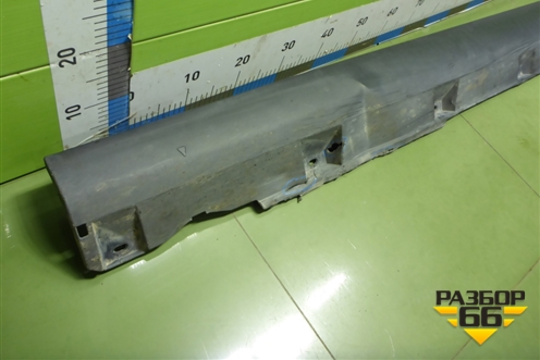 Накладка на порог наружная левая (BM51A10155A) для Ford Focus 3 с 2011г (Фокус)