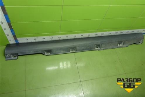 Накладка на порог наружная правая (BM51A10154A) для Ford Focus 3 с 2011г (Фокус)