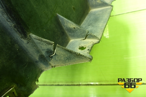 Локер передний правый (AM51R16114BE) для Ford Focus 3 с 2011г (Фокус)