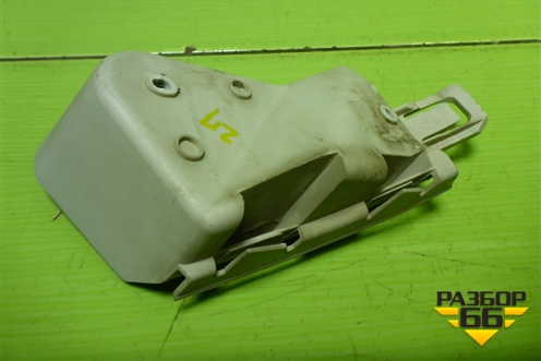 Кронштейн заднего бампера правый (хетчбэк) (BM5117A881A) для Ford Focus 3 с 2011г (Фокус)