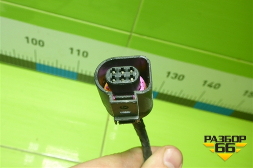 Моторчик стеклоподъёмника задний левый (5N0959703F) для Volkswagen Tiguan с 2011-2016г (Тигуан)