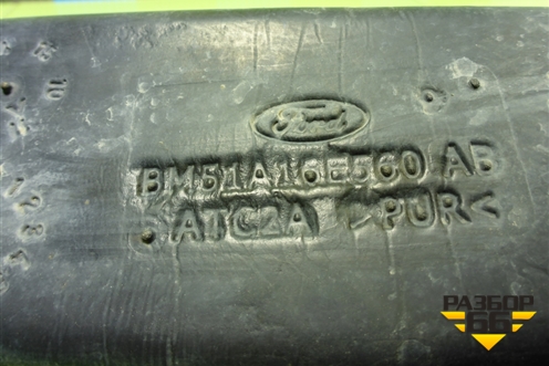 Пыльник переднего крыла правого (BM51A16E560AB) для Ford Focus 3 с 2011г (Фокус)