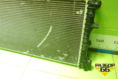 Радиатор охлаждения (6R0121253A) для Volkswagen Polo (седан) с 2010г (Поло)