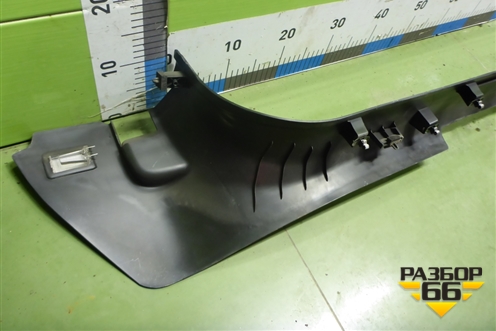 Накладка порога внутренняя левая (13318900) для Opel Insignia с 2008-2017г (Инсигниа)