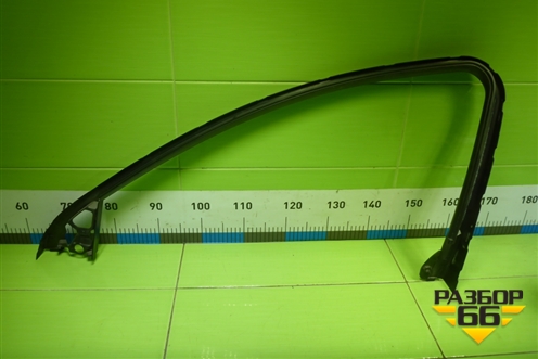 Накладка двери передней левой (на рамку) (013256885) для Opel Insignia с 2008-2017г (Инсигниа)