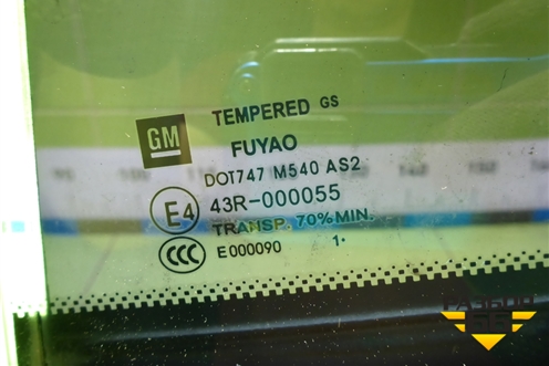 Стекло двери задней левой форточка (седан) для Opel Insignia с 2008-2017г (Инсигниа)