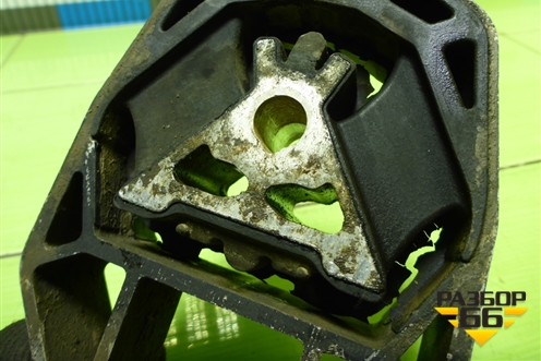 Опора двигателя задняя для Ford Focus 3 с 2011г (Фокус)