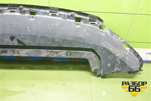 Пыльник переднего бампера центральный (8889168067) для Geely Monjaro с 2021г (Монджаро)