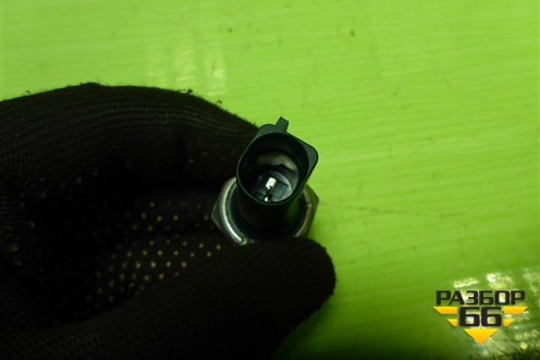 Датчик давления масла (1.4л DJK) (04E919081C) для Skoda Karoq с 2017г (Карок)