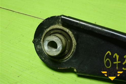 Рычаг задний нижний под пружину (5Q0505311C) для Skoda Octavia (A7) с 2013г (Октавия)