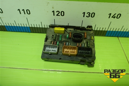 Блок предохранителей салонный (9661087080) для Peugeot 307 с 2001-2007г