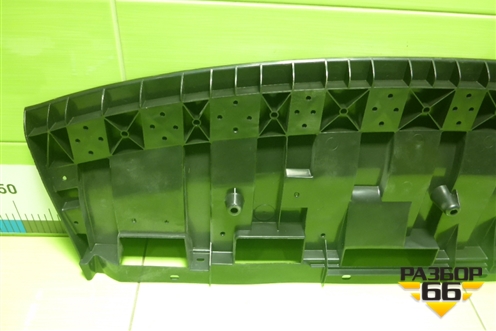 Пыльник переднего бампера центральный (626604CL0B) для Nissan X-Trail (Т32) с 2014г (Хтраил)