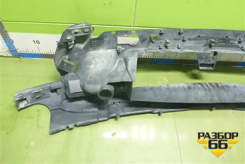 Кронштейн переднего бампера центральный (A2928851165) для Mercedes Benz GLE-Klass (купе) C292 с 2015г (ГЛЕ)