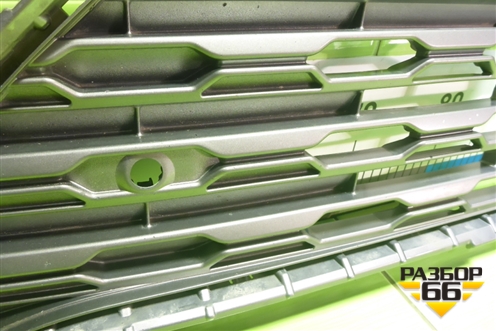 Решетка радиатора (под парктроник и камеру) (5311242190) для Toyota Rav-4 с 2018г (Рав 4)