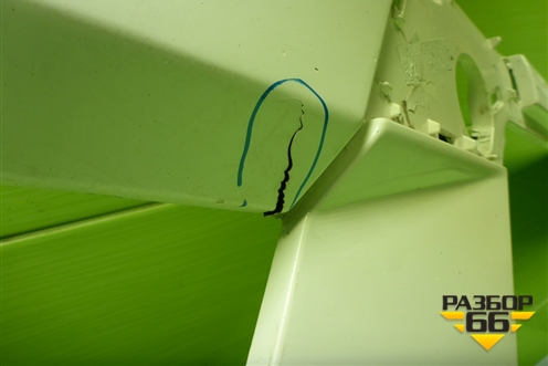 Бампер передний левая часть  (81416105825) для MAN TGX с 2007г (ТГХ)