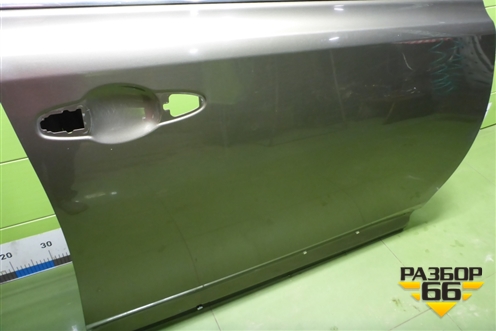 Дверь передняя правая (6711142070) для Toyota Rav-4 с 2012-2019г (Рав 4)