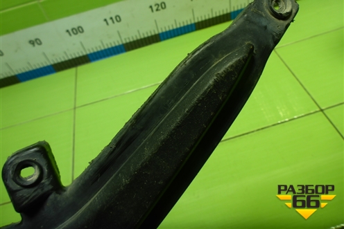 Накладка переднего бампера правая (865641R000) для Hyundai Solaris с 2010-2016г (Солярис)