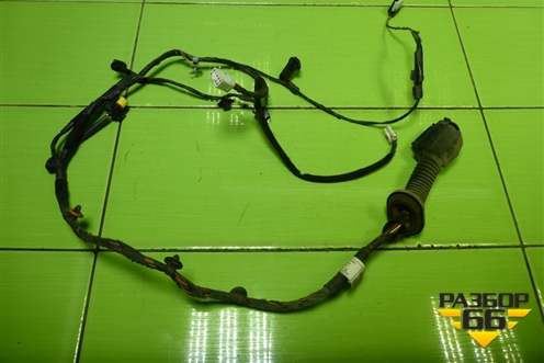 Проводка двери передней правой (916104L061) для Hyundai Solaris с 2010-2016г (Солярис)