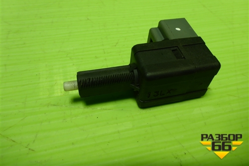 Датчик включения стопсигнала для Hyundai Solaris с 2010-2016г (Солярис)