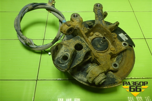 Кулак задний правый (4230442020) для Toyota Rav-4 с 2012-2019г (Рав 4)