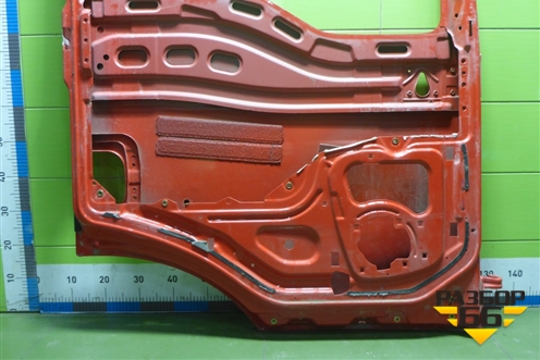 Дверь левая (81006700149) для Howo T5G