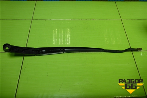 Поводок стеклоочистителя левый для Toyota Rav-4 с 2012-2019г (Рав 4)