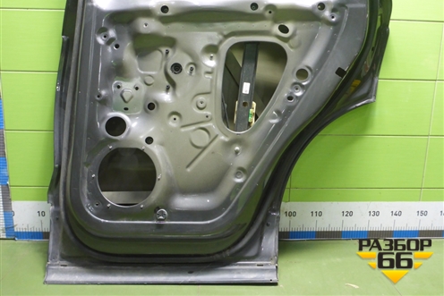 Дверь задняя правая (760833112A) для Volkswagen Touareg с 2018г (Туарег)