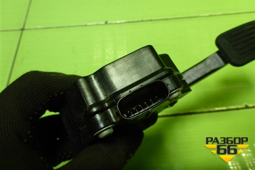 Педаль газа электронная (7811042040) для Toyota Rav-4 с 2012-2019г (Рав 4)