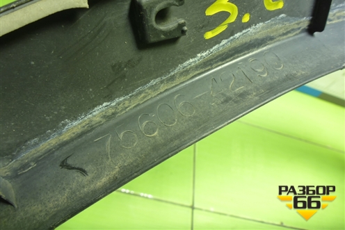 Накладка заднего крыла левого (до 2015г) (7560642190) для Toyota Rav-4 с 2012-2019г (Рав 4)