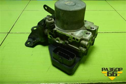Блок ABS (4454042272) для Toyota Rav-4 с 2012-2019г (Рав 4)