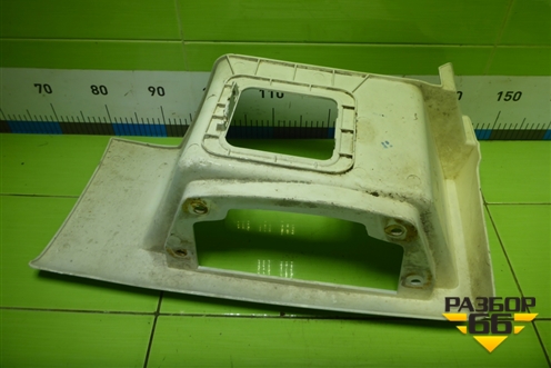 Корпус подножки левой (AZ16D424000021) для Sitrak C7H (С7Н)