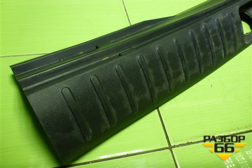 Обшивка багажника на заднюю панель (85771D7000) для Hyundai Tucson с 2015-2022г (Туксон)