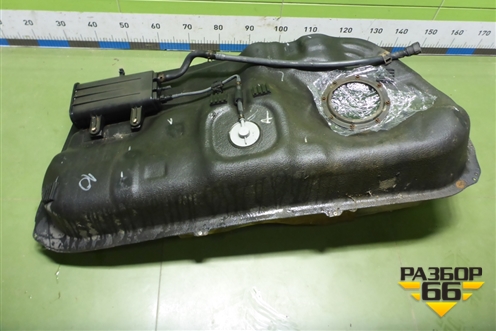 Бак топливный для Hyundai ix 35 с 2010г (Ай икс 35)