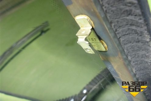 Стекло заднее для Hyundai Aсcent с 2000г (Акцент)