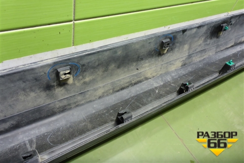 Накладка на порог наружная правая (87754D7000) для Hyundai Tucson с 2015-2022г (Туксон)