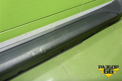 Накладка на порог наружная правая (87754D7000) для Hyundai Tucson с 2015-2022г (Туксон)