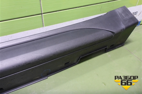 Накладка на порог наружная правая (87754D7000) для Hyundai Tucson с 2015-2022г (Туксон)