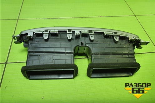 Дефлектор воздушный центральный (97410D7AA0) для Hyundai Tucson с 2015-2022г (Туксон)