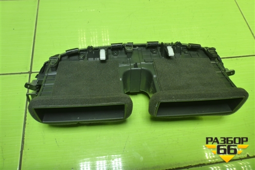 Дефлектор воздушный центральный (97410D7AA0) для Hyundai Tucson с 2015-2022г (Туксон)