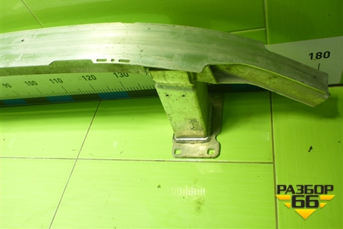 Усилитель переднего бампера (4K0807109) для Audi A6 (C8) с 2018г (А6)