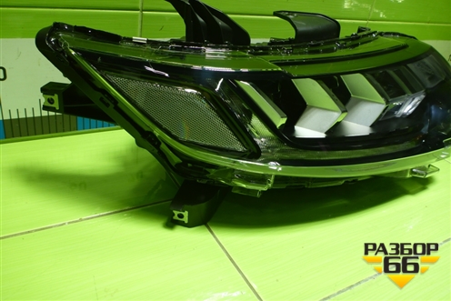 Фара правая (после 2015г Led без блока) (8301D332) для Mitsubishi Outlander с 2012-2024г (Аутлендер)