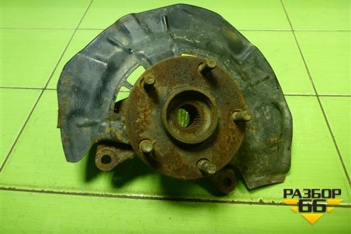 Кулак поворотный передний левый для Toyota Camry V40 с 2006-2011г (Камри)