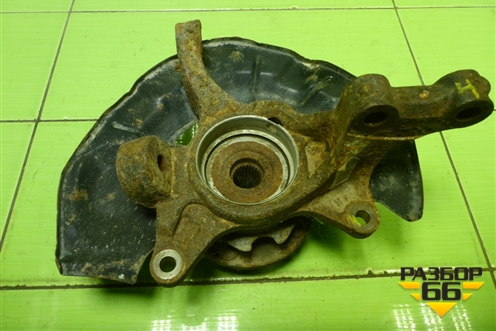 Кулак поворотный передний левый для Toyota Camry V40 с 2006-2011г (Камри)