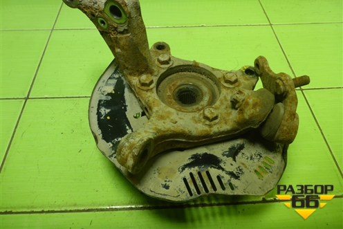 Кулак поворотный передний левый для Toyota Corolla (E15) с 2006-2013г (Королла 150)
